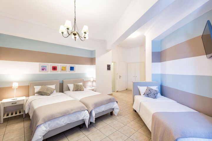 Room 14 of 67
