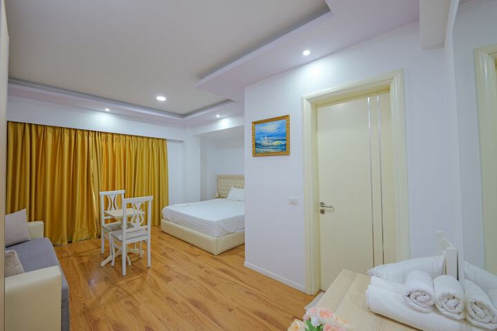 Room 40 of 119