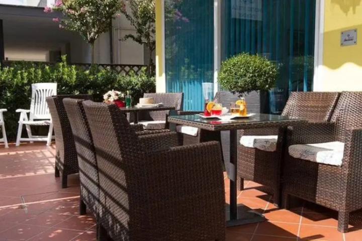 HOTEL IVONNE GARN