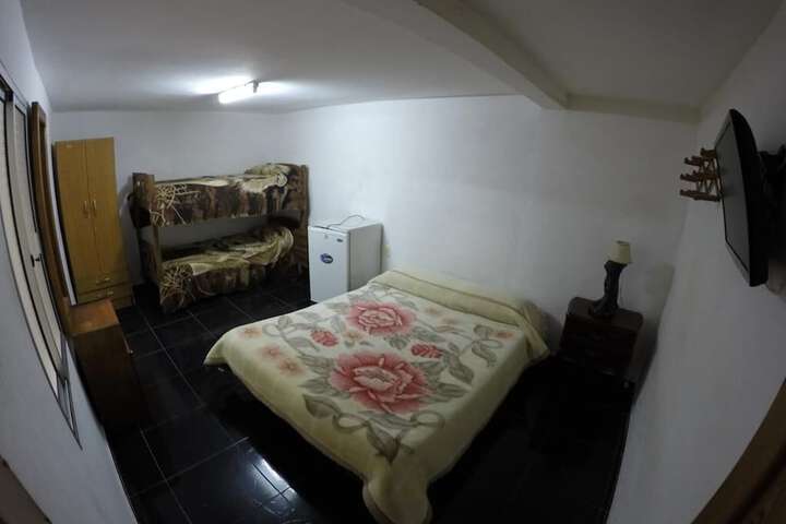 Room 16 of 33