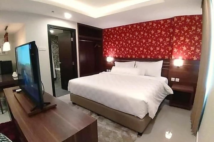 Room 5 of 21
