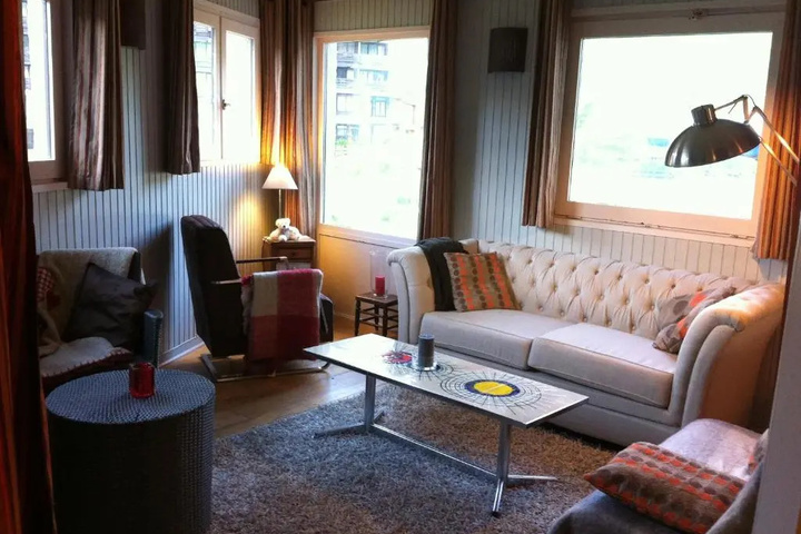 Room 4 of 23