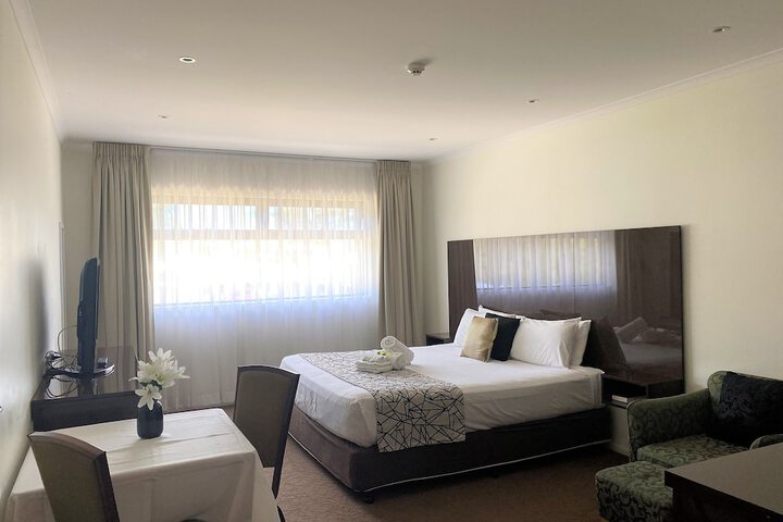 Room 6 of 31