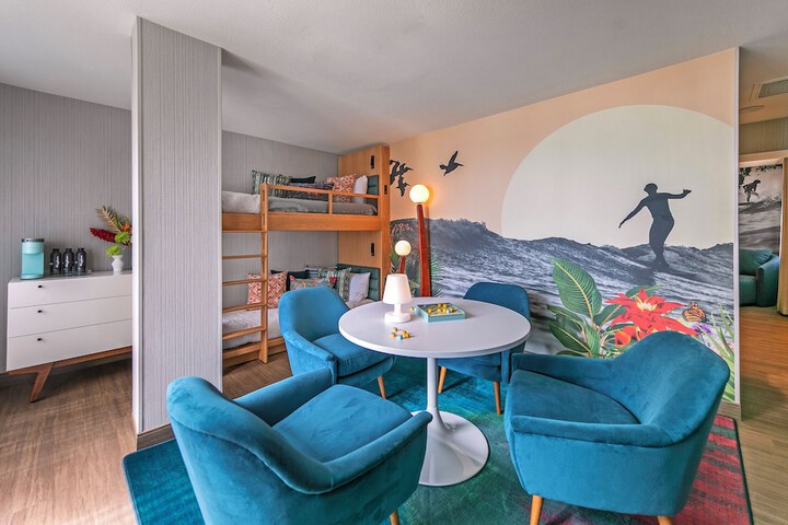 Room 30 of 57