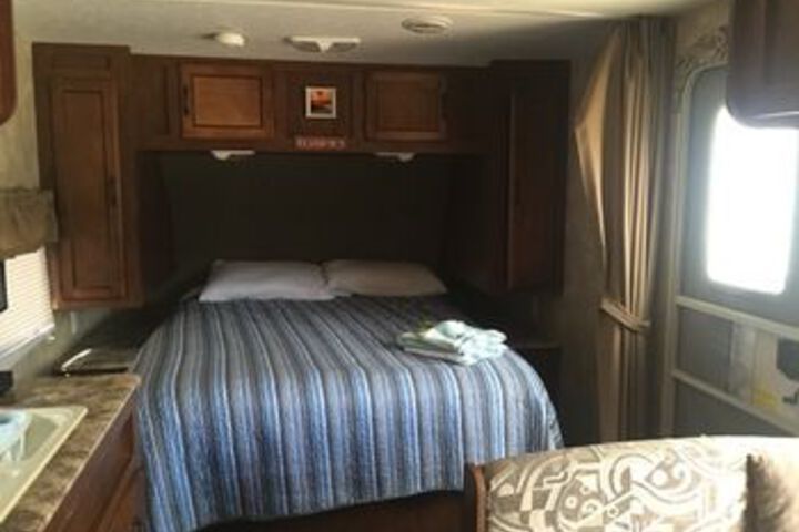 Room 72 of 132