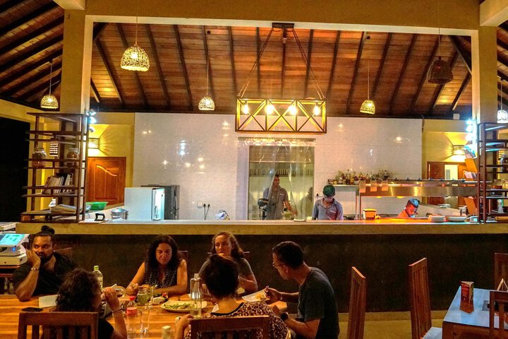 Dining 30 of 47