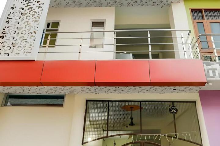 Hotel Second Home by WB Inn