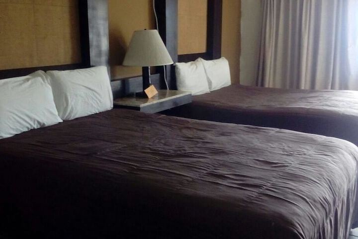 Room 4 of 24