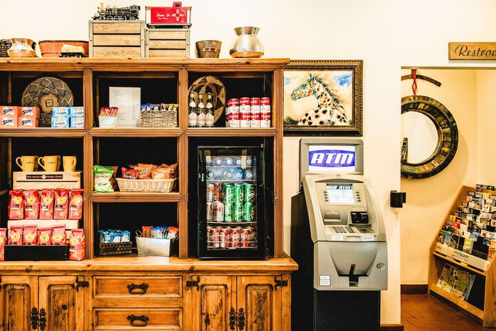 ATM/banking on site