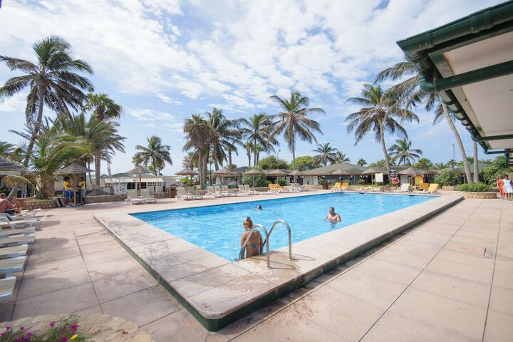 Pool 48 of 102