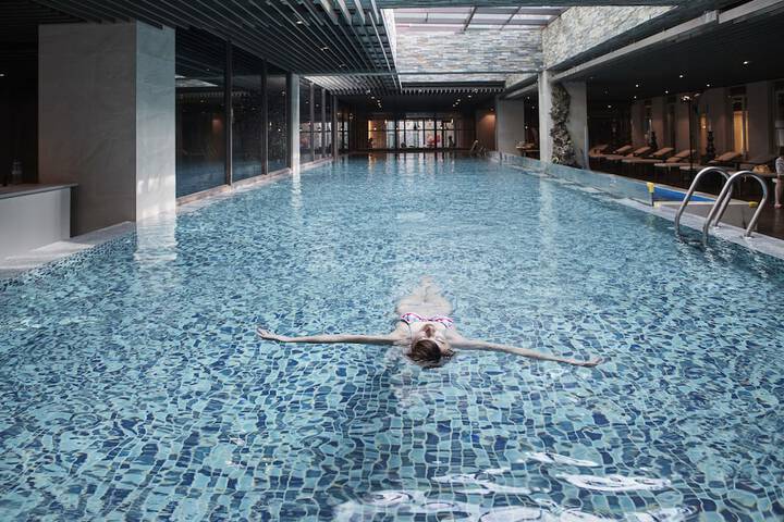 Pool 91 of 120
