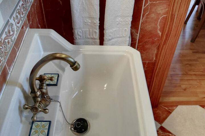 Clean Restrooms