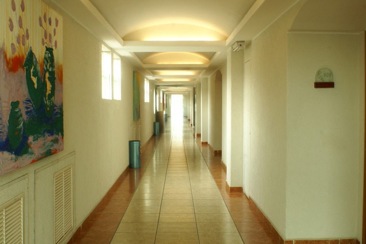 Room 4 of 11