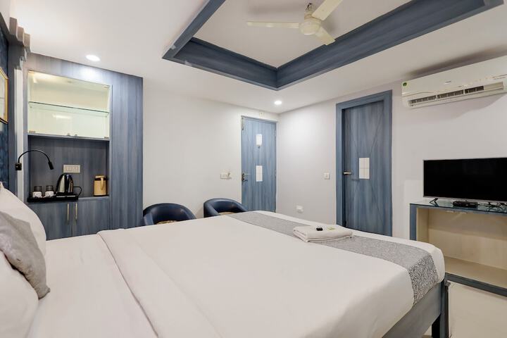Room 37 of 73