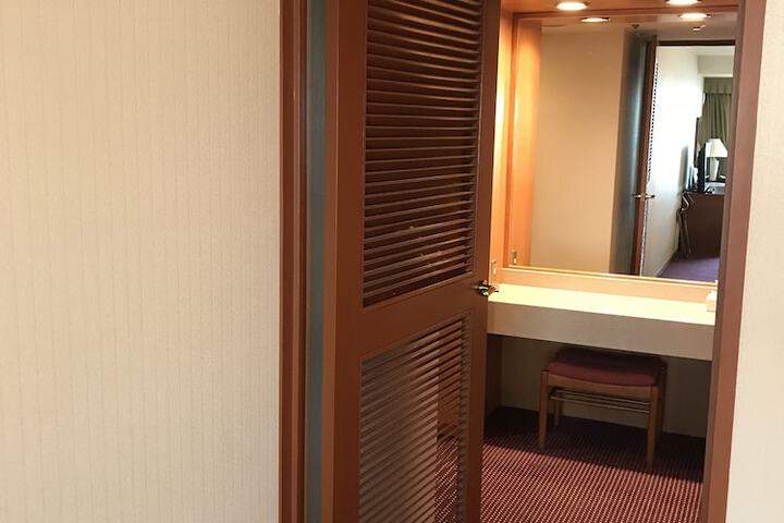 Room 15 of 69