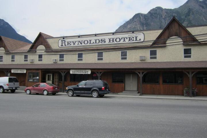 Reynolds Hotel