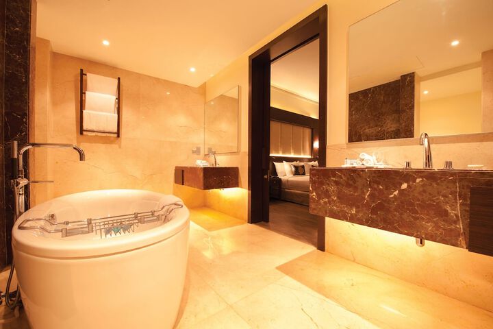 Bathroom Interior Photo
