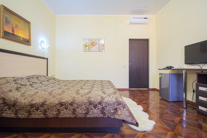 Room 22 of 89