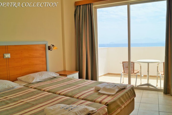 Room 13 of 35