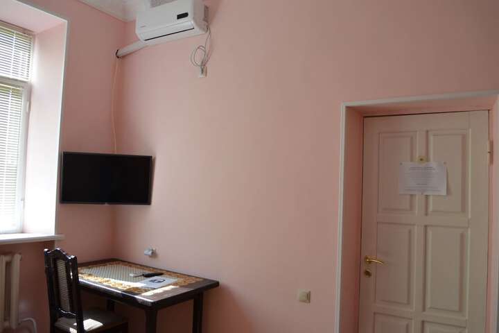 Room 19 of 20