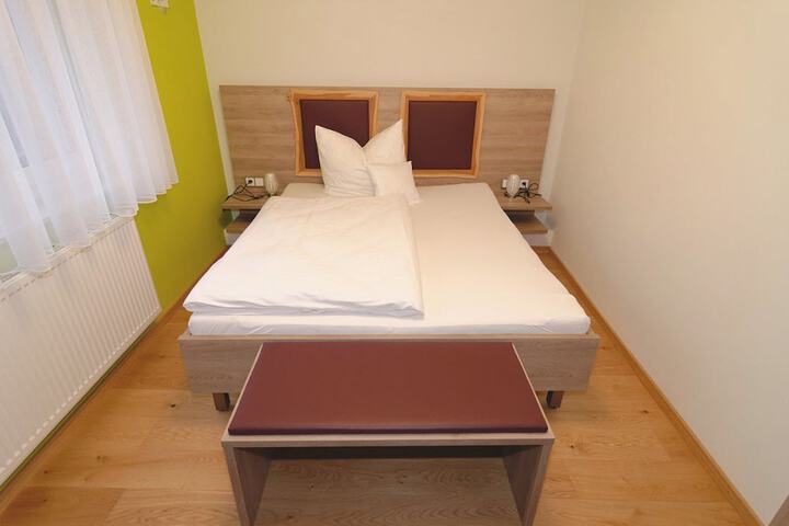 Room 19 of 44