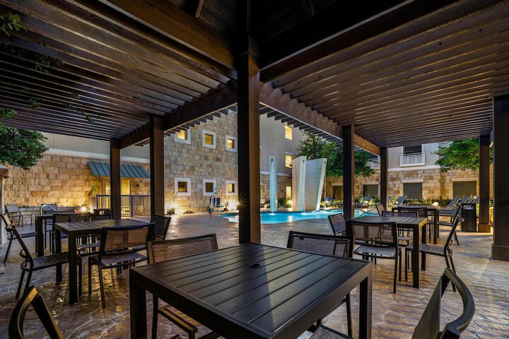 Terrace/Patio 56 of 60