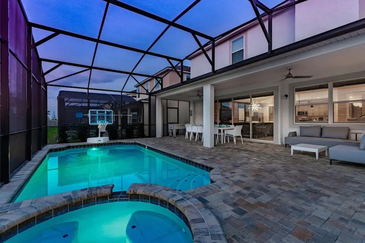 Pool 18 of 30