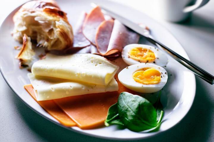 Breakfast meal