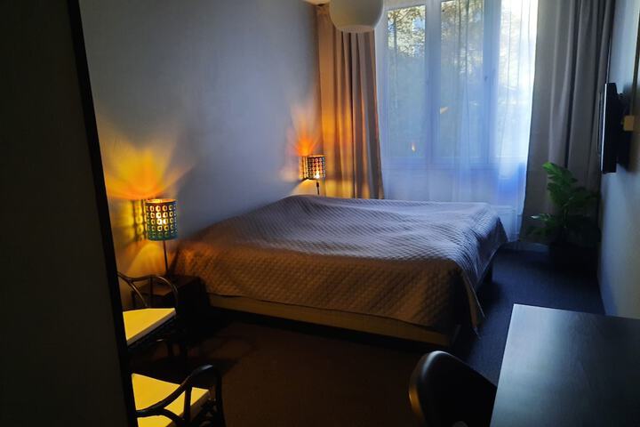 Room 19 of 49