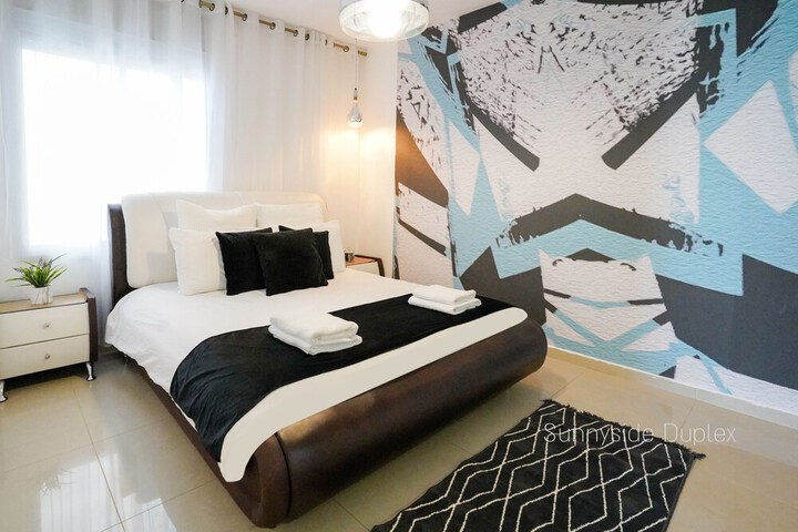 Room 26 of 315