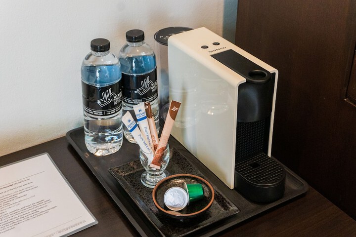 Breakfast/Coffee Service 62 of 125