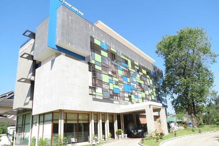 Hotel 2 of 6