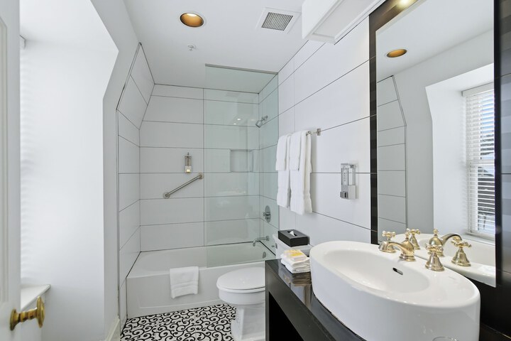 Bath Amenities