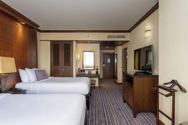 Room 40 of 142