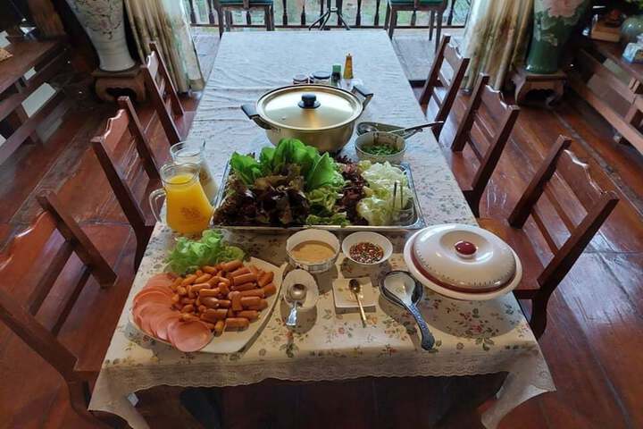 Dining 60 of 116