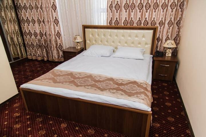 Room 14 of 60