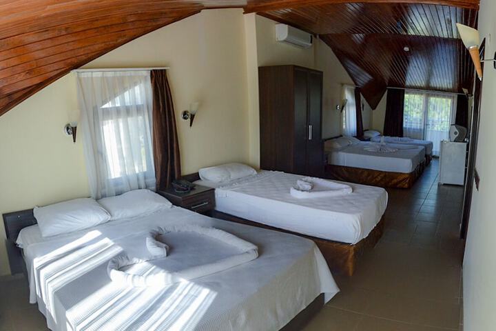 Hotel Entry