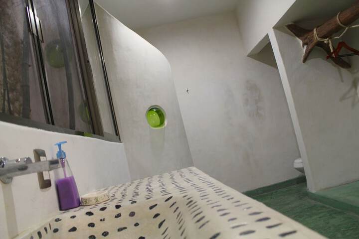 Room 111 of 147