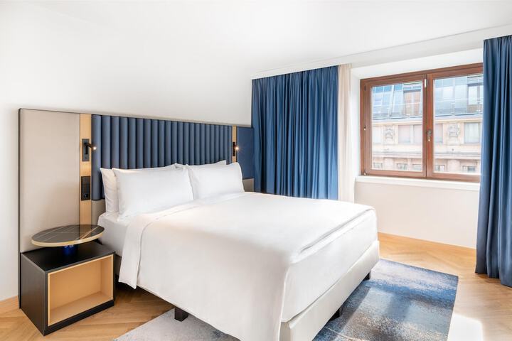 Room 55 of 201