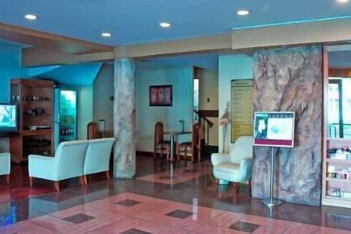 Hotel Lobby