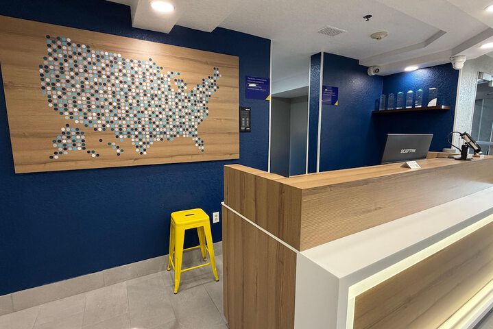 Guest Lobby