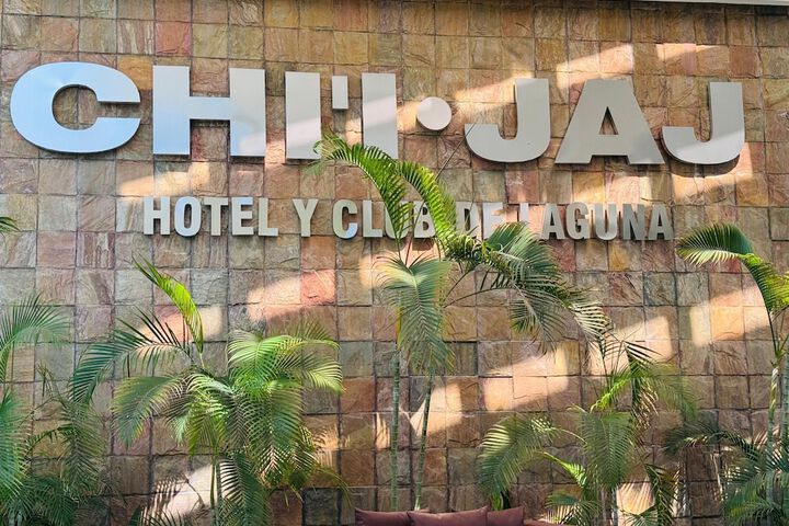 Exterior of Chiijaj Hotel & Club De Laguna