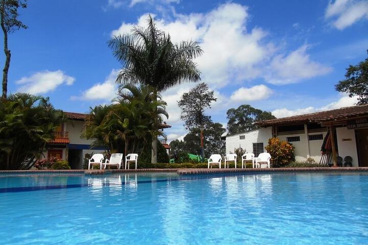 Pool 12 of 39