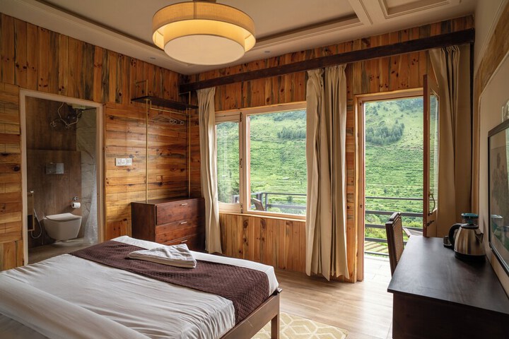Room 20 of 39
