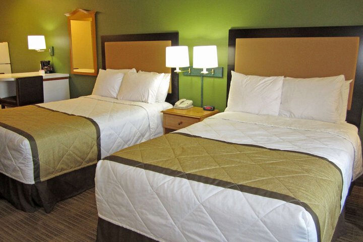 Studio 2 Double Beds (1 of 8)