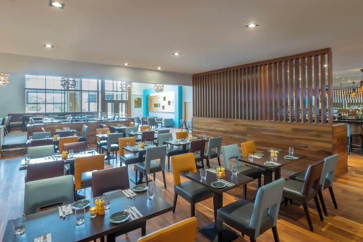 Dining Photos