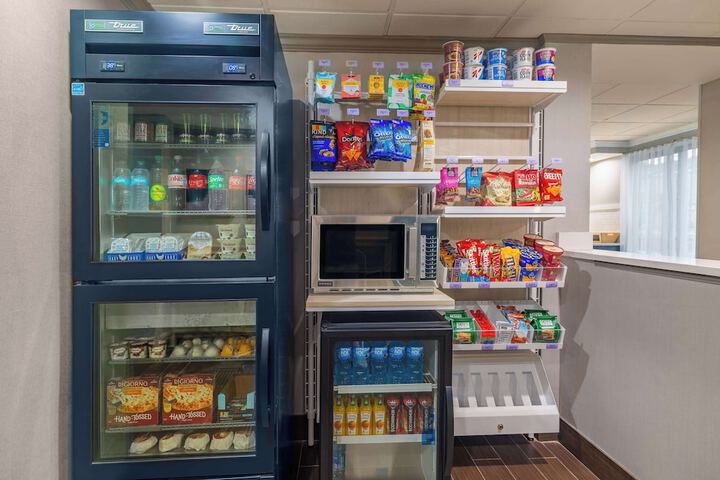Snack bar