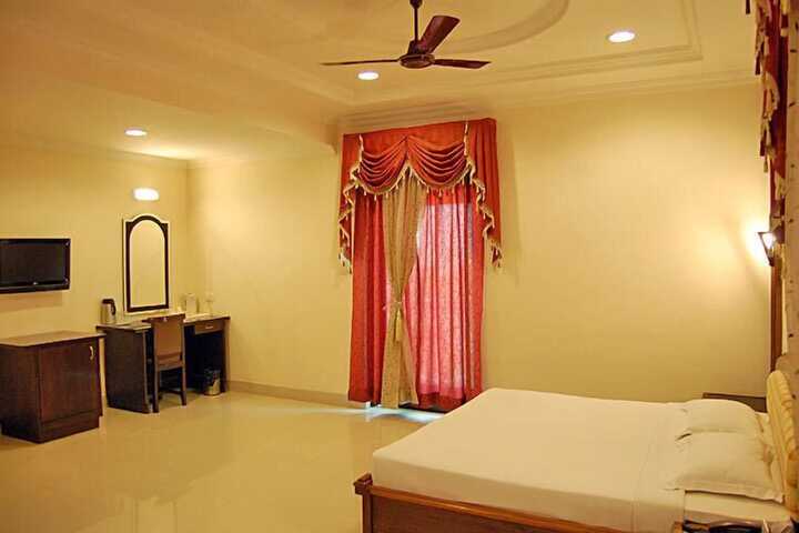 Room 15 of 65