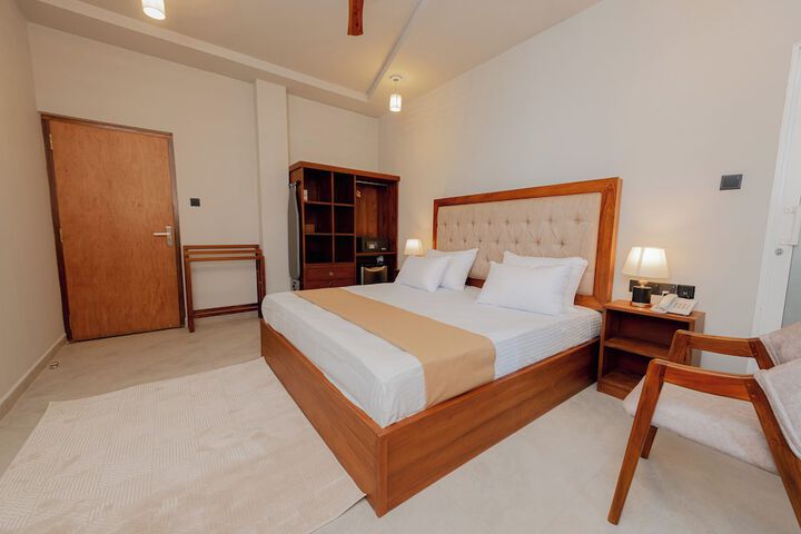 Room 75 of 174