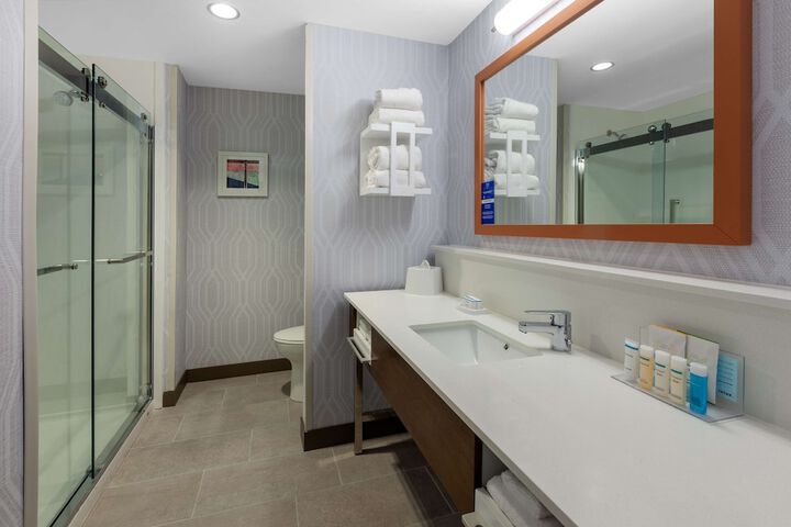 Bathroom shower